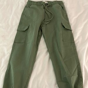 Green cargo pants